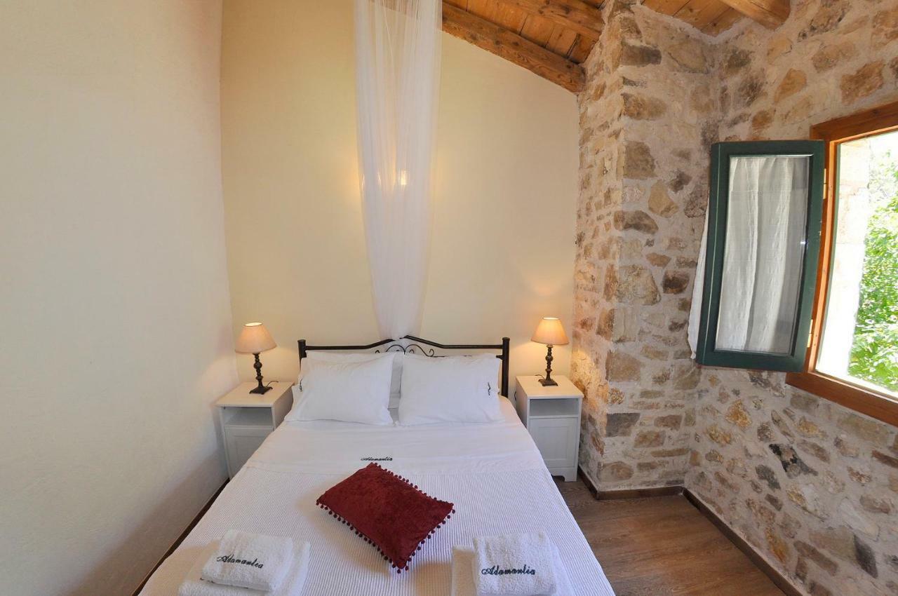 جايوس Adamantia Hotel المظهر الخارجي الصورة