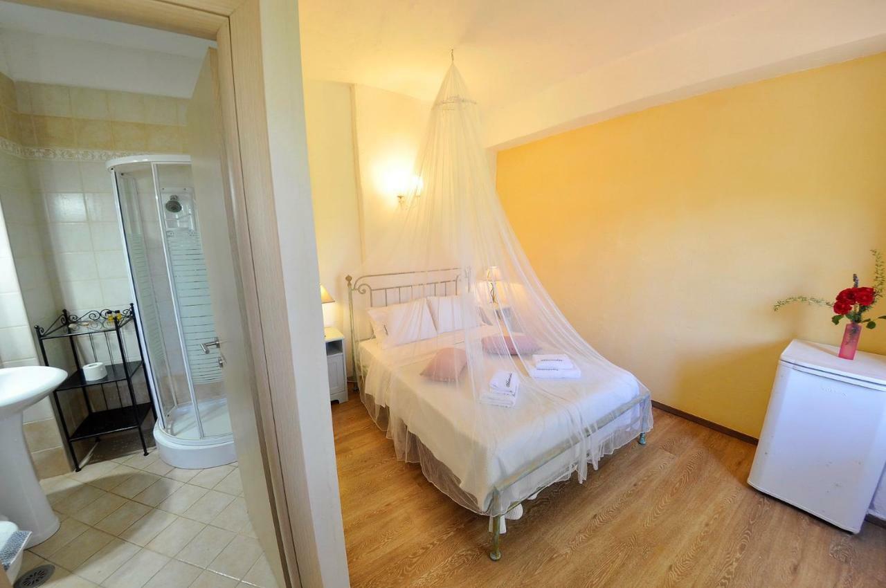 جايوس Adamantia Hotel المظهر الخارجي الصورة
